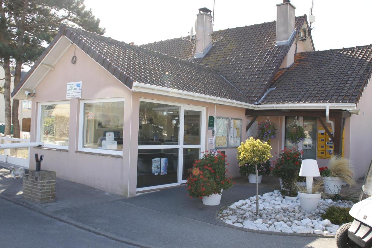 Camping De La Mer Camiers Exterior photo